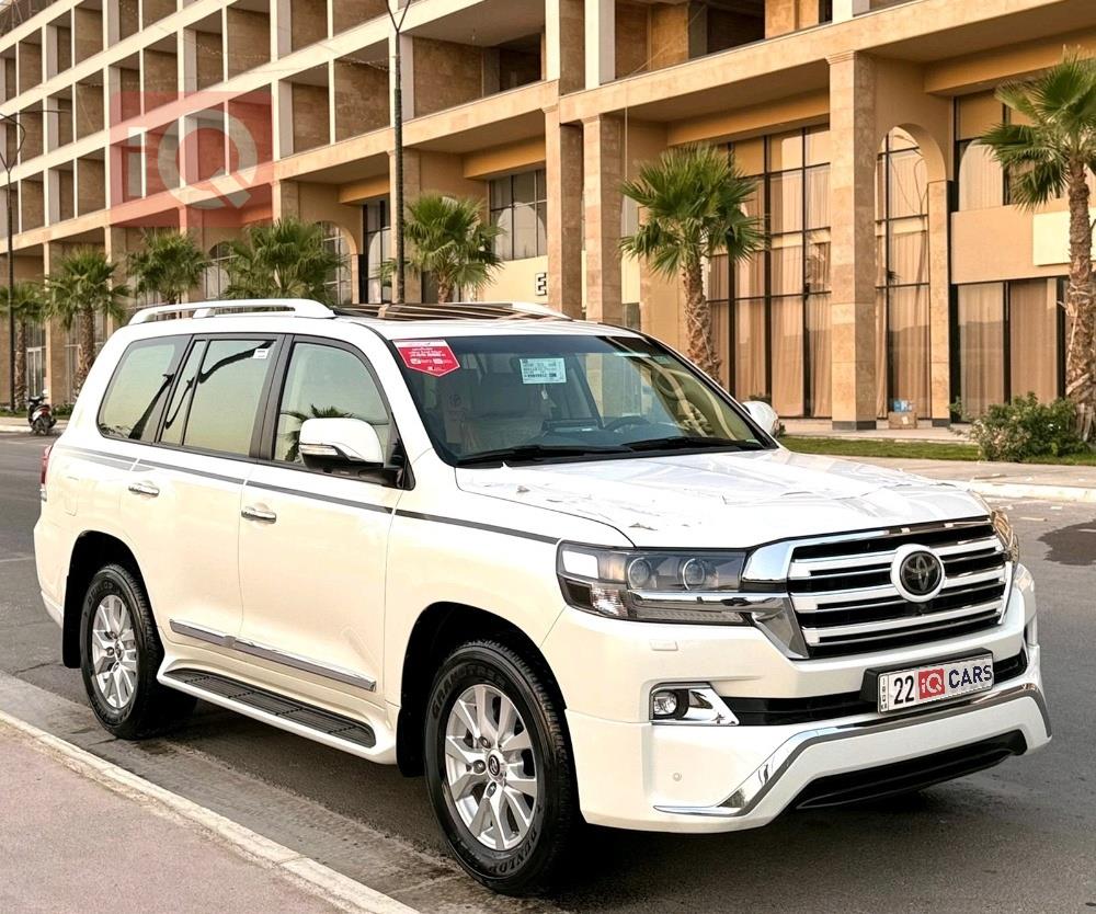 تويوتا لاندكروزر